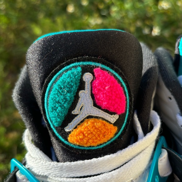 Jordan 8 Retro - Picture 8 of 10